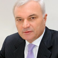 Президент Владимир Путин наградил Виктора Рашникова званием Героя Труда РФ