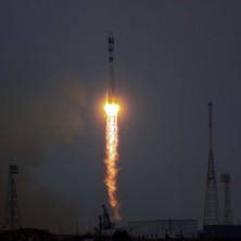 С Днем космонавтики!