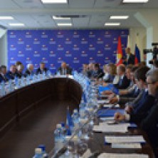Правление Союза промышленников и предпринимателей Челябинской области обсудило кадровый вопрос, ситуацию в легпроме и налоговые преференции